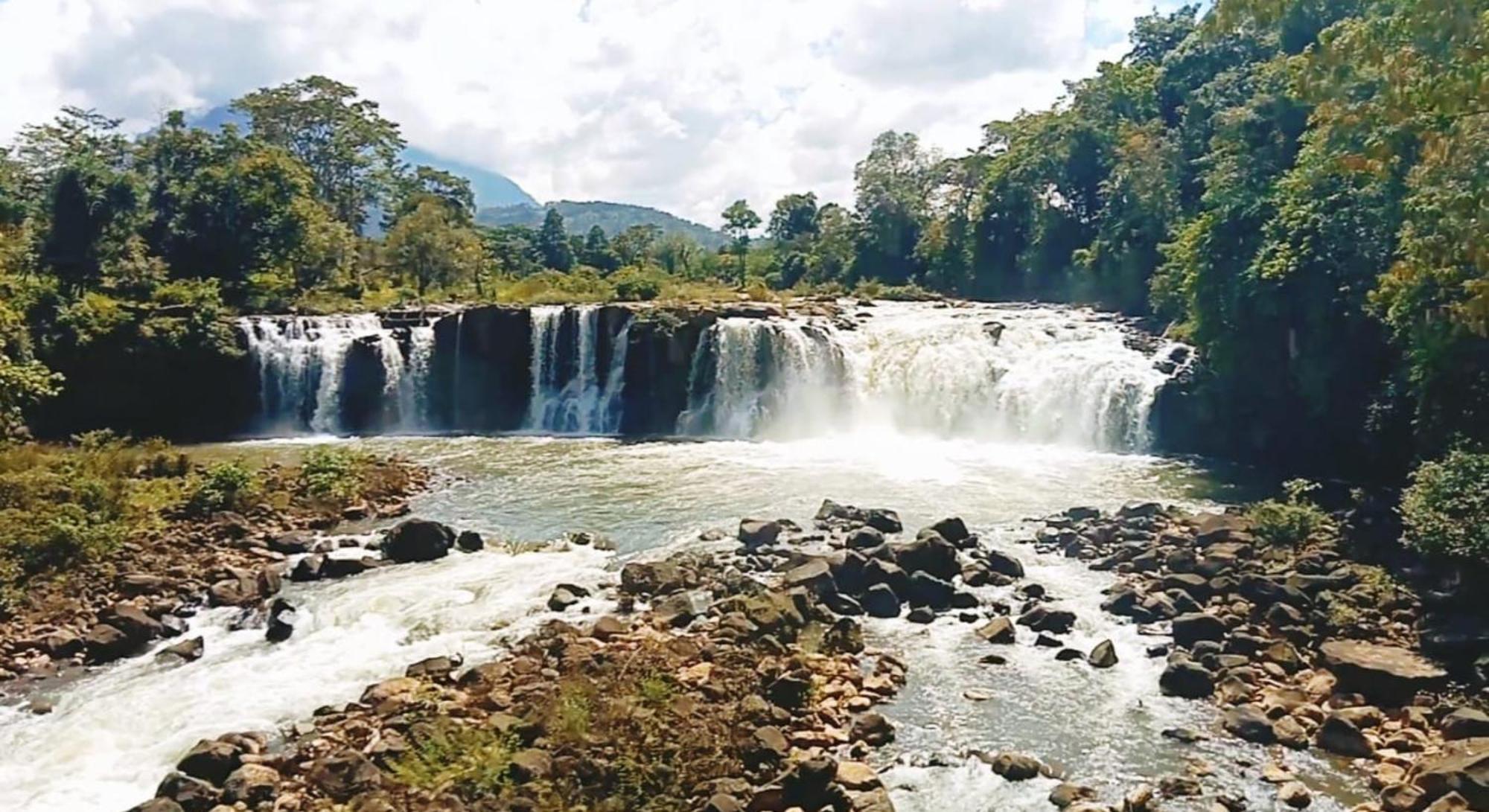 Fandee Island Treehouses & Ziplines - Tad Lo, Bolaven Loop Pakse Ban Kiangtat Exterior photo