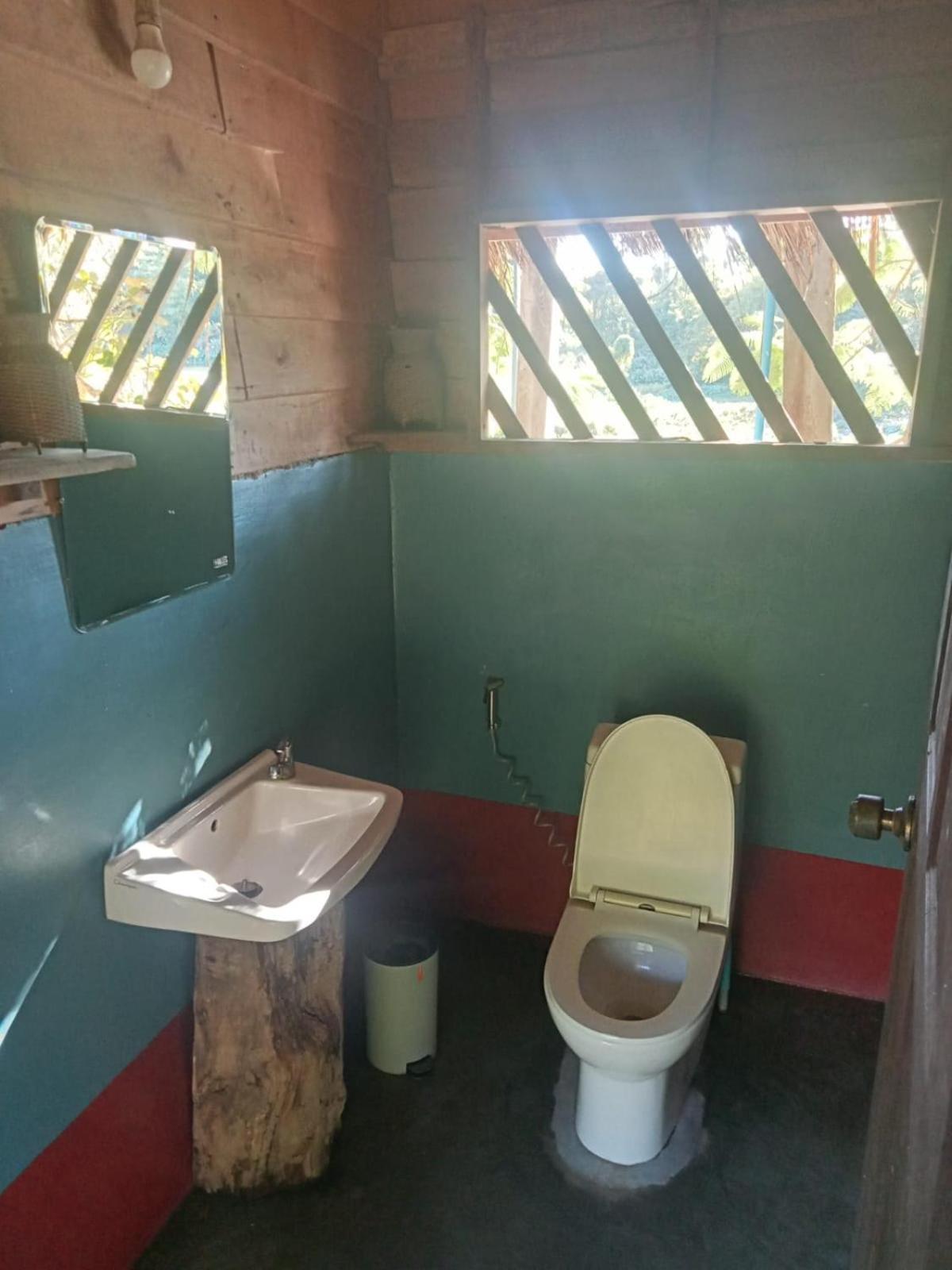 Fandee Island Treehouses & Ziplines - Tad Lo, Bolaven Loop Pakse Ban Kiangtat Exterior photo