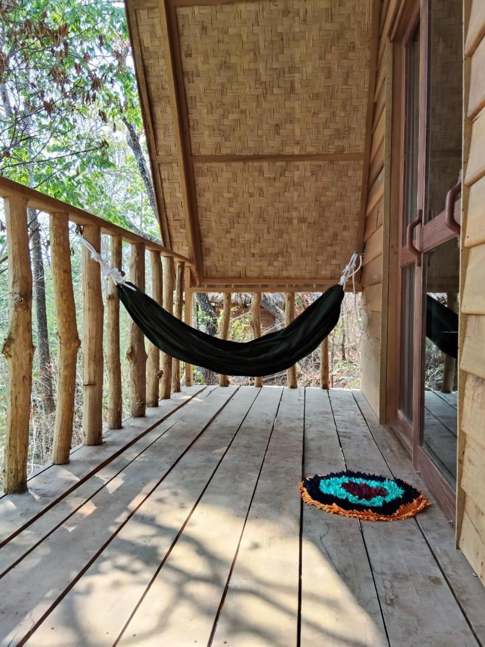 Fandee Island Treehouses & Ziplines - Tad Lo, Bolaven Loop Pakse Ban Kiangtat Exterior photo